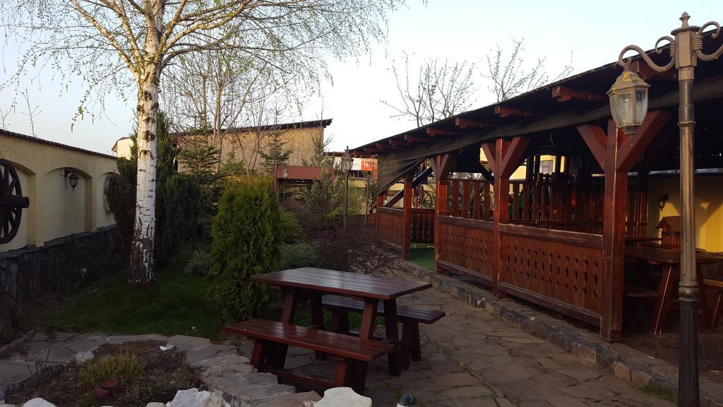 Pensiunea Ioana Gherla Exterior photo
